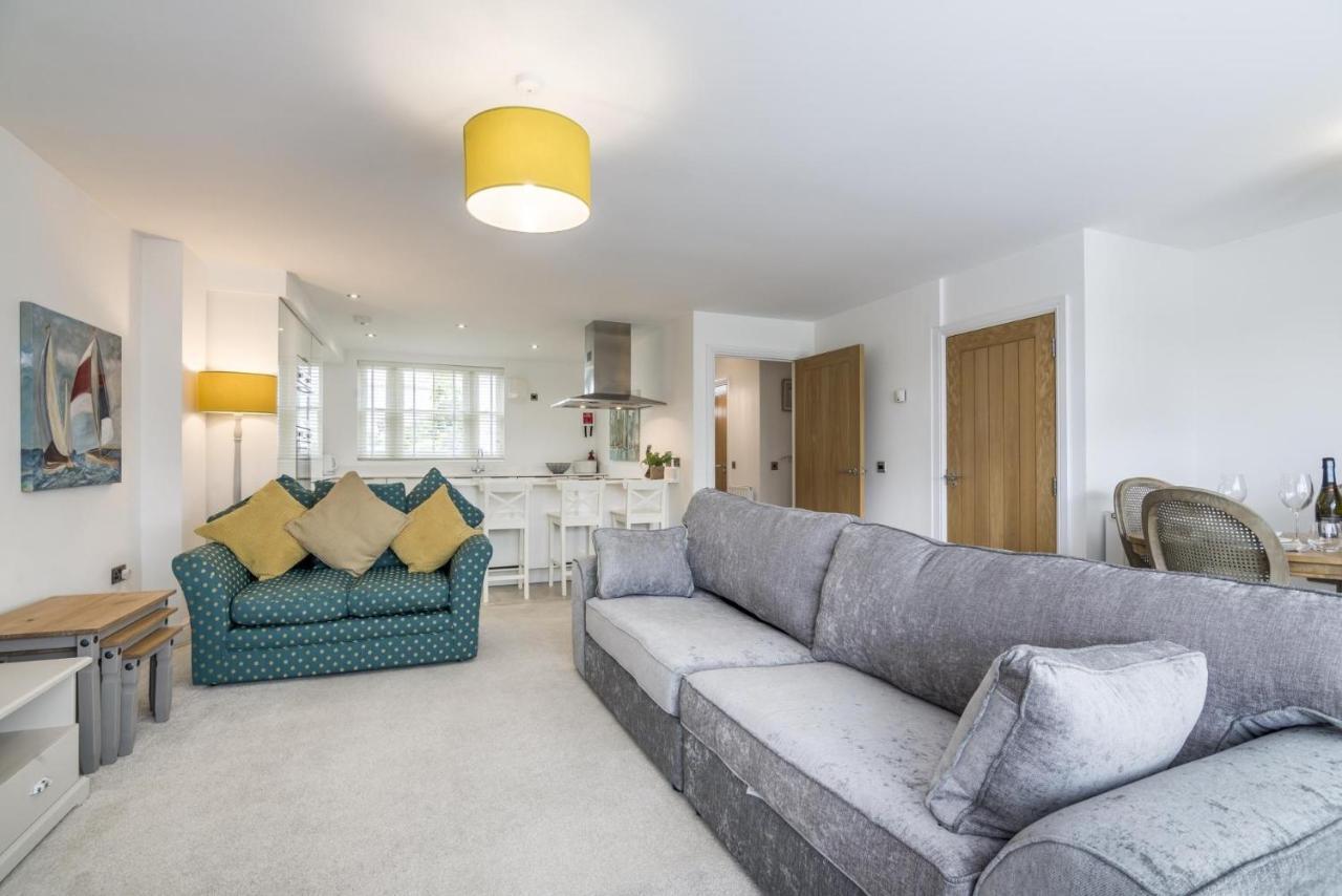 Milford Street - 5 Bedroom Luxurious Holiday Home - Saundersfoot Eksteriør billede