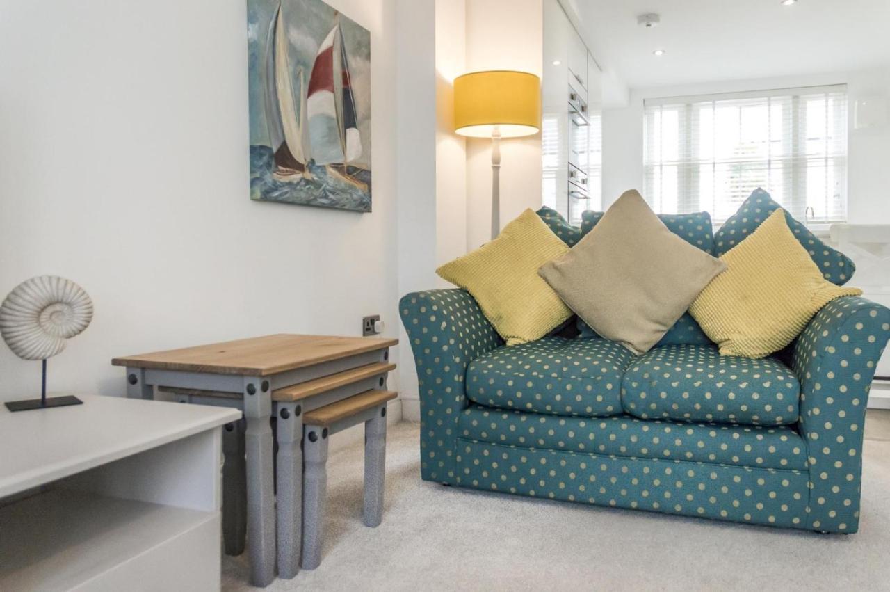 Milford Street - 5 Bedroom Luxurious Holiday Home - Saundersfoot Eksteriør billede